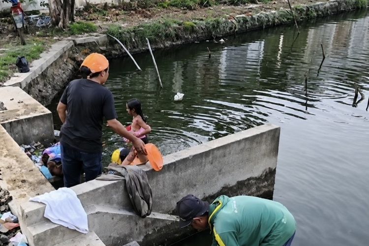 Saat Air Balong Jadi Andalan Warga di Blok Oyoran Indramayu Setiap Musim Kemarau Melanda