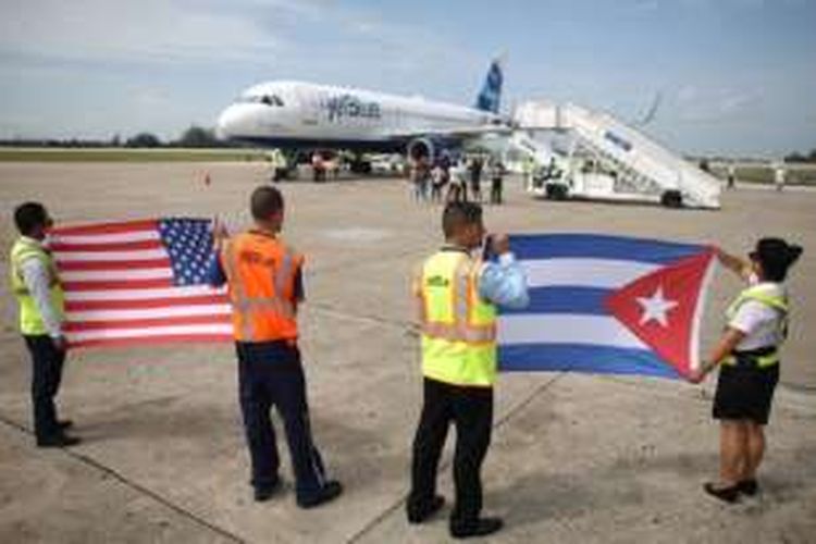 Penerbangan komersial perdana AS-Kuba dalam 50 tahun telah mendarat di Santa Clara, Kuba, Rabu (31/8/2016) waktu setempat.