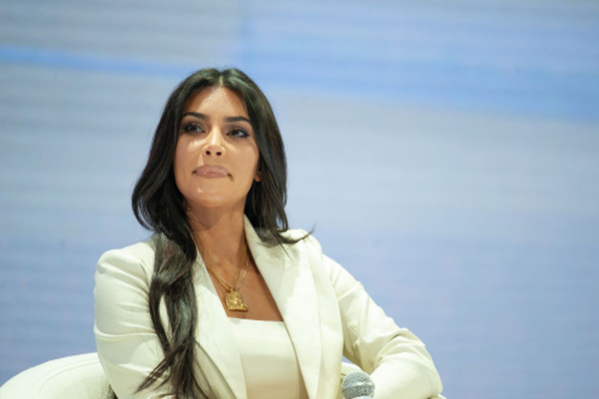 Kim Kardashian ketika memberi pidato pada forum WCIT di Armenia, Oktober 2019.