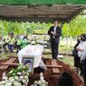 Peti Eddy Gombloh Dibuka Jelang Pemakaman, Keluarga Menangis Histeris