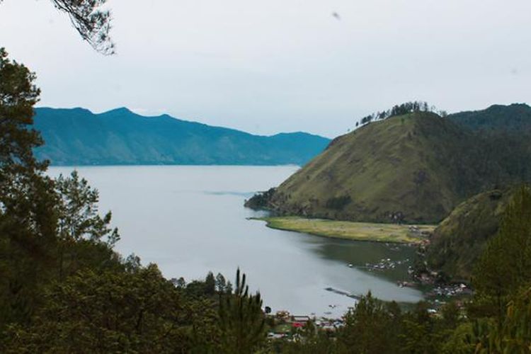 Salah satu lanskap objek wisata Danau Laut Tawar, Takengon, Aceh Tengah.
