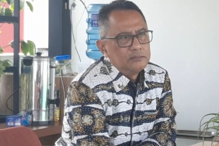 Plt Kepala OJK Tasikmalaya, Jawa Barat, Misyar Bonowisanto.
