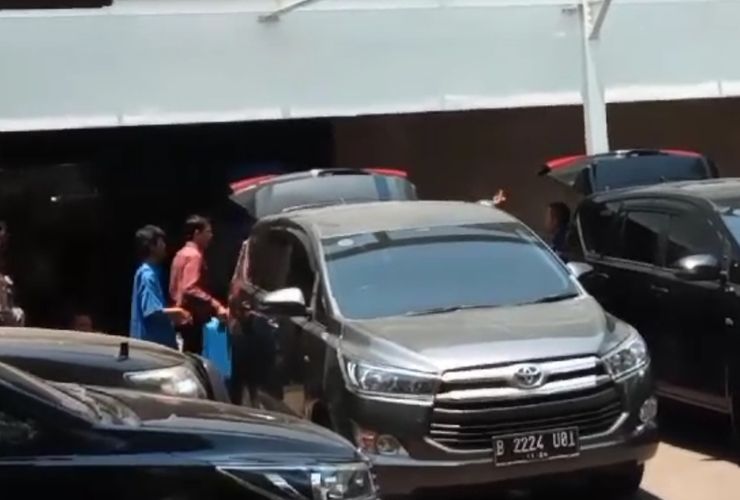 KPK Temukan 12 Senpi di Rumah Dinas Mentan Syahrul Yasin Limpo, Kini Diserahkan ke Polda Metro