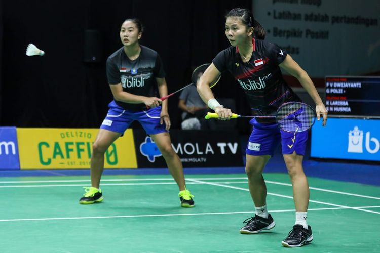 Aksi Greysia Polii/Febby Valencia Dwijayanti Gani pada ajang PBSI Home Tournament di Hall Pelatnas PBSI Cipayung, Jakarta Timur, Rabu (15/7/2020) pagi WIB. 