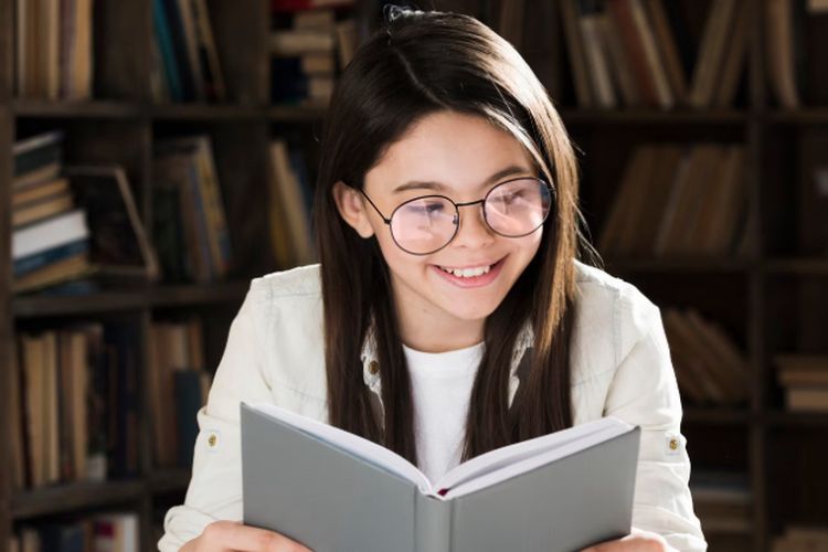 Menurut astrologi, setiap zodiak punya jenis kecerdasan berbeda. Aquarius dan Virgo disebut paling cerdas, tapi bagaimana dengan zodiakmu?