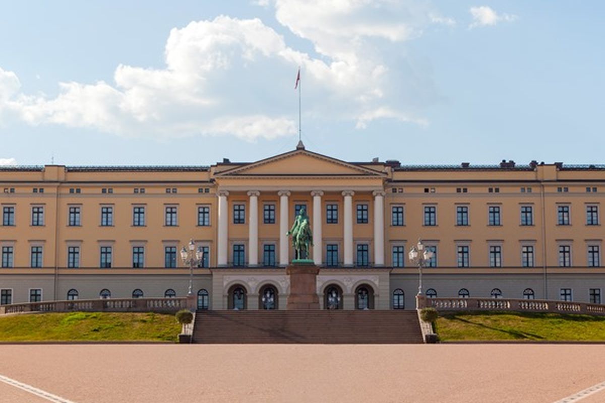 Istana Kerajaan Norwegia. (Wikipedia)