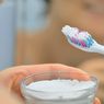 3 Kekurangan Memutihkan Gigi Menggunakan Baking Soda