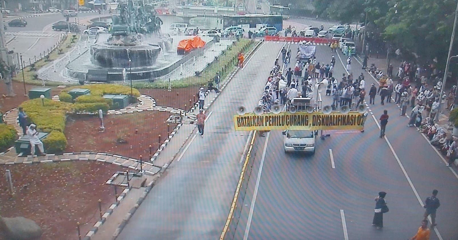 Ada Demo di Patung Kuda, Jalan Medan Merdeka Barat Arah Istana Ditutup