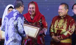 Peduli Konsumen, Pemkot Semarang Raih 2 Penghargaan dari Kemendag