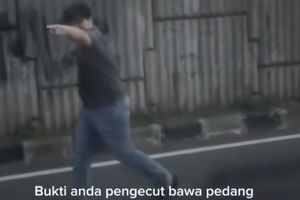 Belajar dari Video Viral Pengemudi Karimun Acungkan Pedang di Jalan