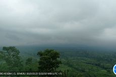 Gunung Semeru Keluarkan 26 Kali Letusan Asap, Ketinggian Capai 800 Meter 