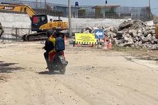 Jelang Peresmian Kereta Cepat, Jalan ke TOD Tegalluar Rusak dan Belum Terkoneksi Angkutan