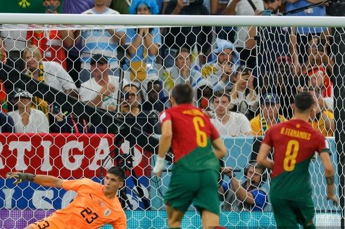 Diego Alonso Sebut Penalti Bruno Fernandes Sebagai Penyebab Gugurnya Uruguay di Piala Dunia 2022