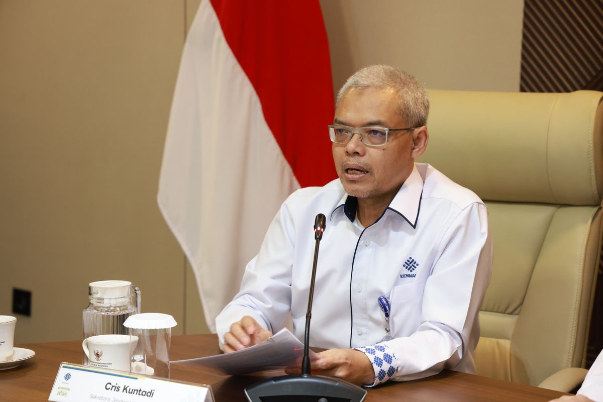 Sekretaris Jenderal (Sekjen) Kemenaker Cris Kuntadi saat memaparkan data informasi lowongan kerja sejak Januari hingga Agustus 2025.