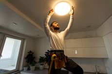 Panduan Memilih Lampu yang Tepat untuk Plafon Rumah Anda