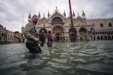 Venesia Dilanda Banjir, Karya Seni Mulai Diselamatkan