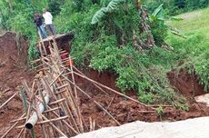 Jalan Desa di Cianjur Longsor, Warga Memutar Jauh dan Jaringan Air Bersih Terputus