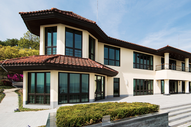 Tempat pernikahan Hyun Bin dan Son Ye Jin, Aston House of the Grand Walkerhill Seoul Hotel