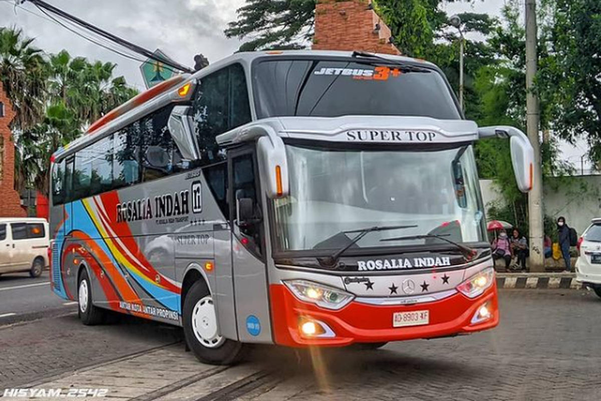 Bus AKAP PO Rosalia Indah