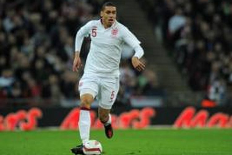 Bek Manchester United asal Inggris, Chris Smalling.