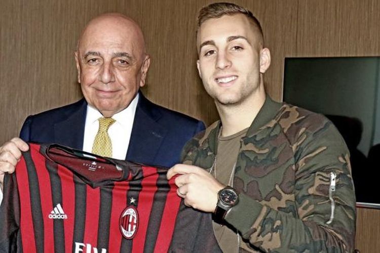 Gerard Deulofeu resmi dipinjam AC Milan dari Everton pada Senin (23/1/2017). 