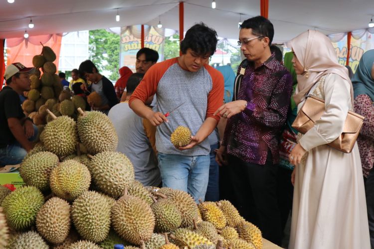 Festival durian bertajuk Wisata Durian di Mall Botani Square Bogor, 20 November - 3 Desember 2017, Minggu (25/11/2017).