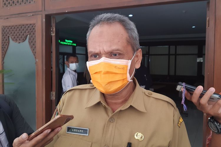 Ketua Pelaksana Satgas Penanganan Covid-19 Solo yang juga Sekretaris Daerah Solo Ahyani ditemui di Balai Kota Solo, Jawa Tengah, Senin (19/4/2021).
