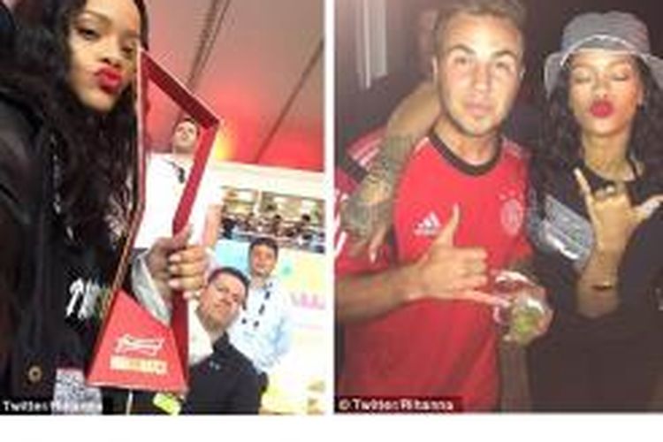 Rihanna berpose bersama pemain Jerman yang menjadi man of the match laga final Piala Dunia 2014, Mario Goetze.