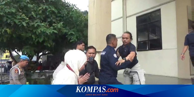 AJI Jambi Kecam Polisi yang Menghalangi Wartawan Liput Rapat DPR