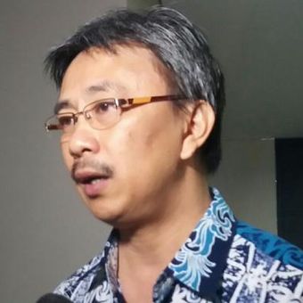 Koordinator Komite Pemilih Indonesia, Jerry Sumampouw di Kantor PGI Jalan Salemba Raya, Jakarta, Jumat (11/12/2015)