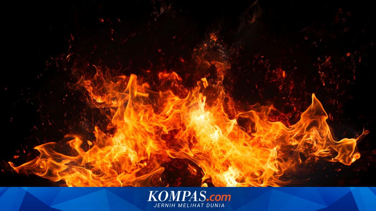 Rumah Warga di Sinjai Ludes Terbakar, Tak Lapor ke Damkar karena Jalan Rusak