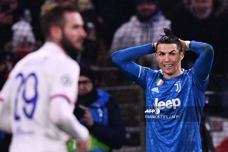  Penyerang Juventus, Cristiano Ronaldo bereaksi dalam laga Lyon vs Juventus di Liga Champions, Kamis (27/2/2020) dini hari WIB.