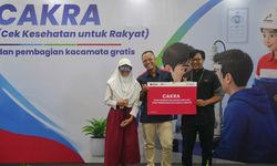 PGN Beri Akses Kesehatan Mata Buat 300 Siswa dan Warga