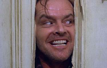 Jack Nicholson dalam salah satu adegan ikonik di The Shining. 