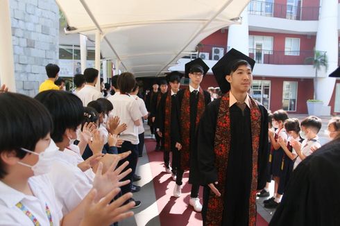 Seremoni Kelulusan Kelas 2023, Pimpinan SWA Ajak Lulusan Terus Bertumbuh