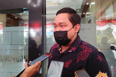 Pajang Foto Telanjang Istri di Facebook, Suami di Lamongan Dilaporkan ke Polisi