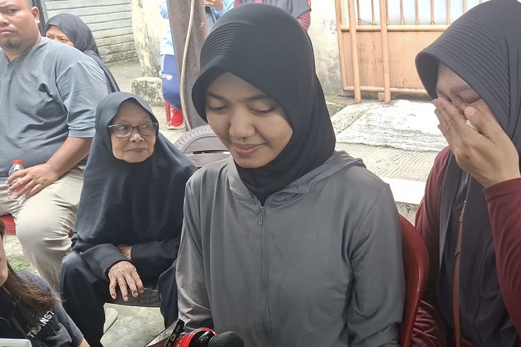 Kenangan Anak Temon Rayakan Wisuda Bersama Sebelum Sang Ayah Meninggal