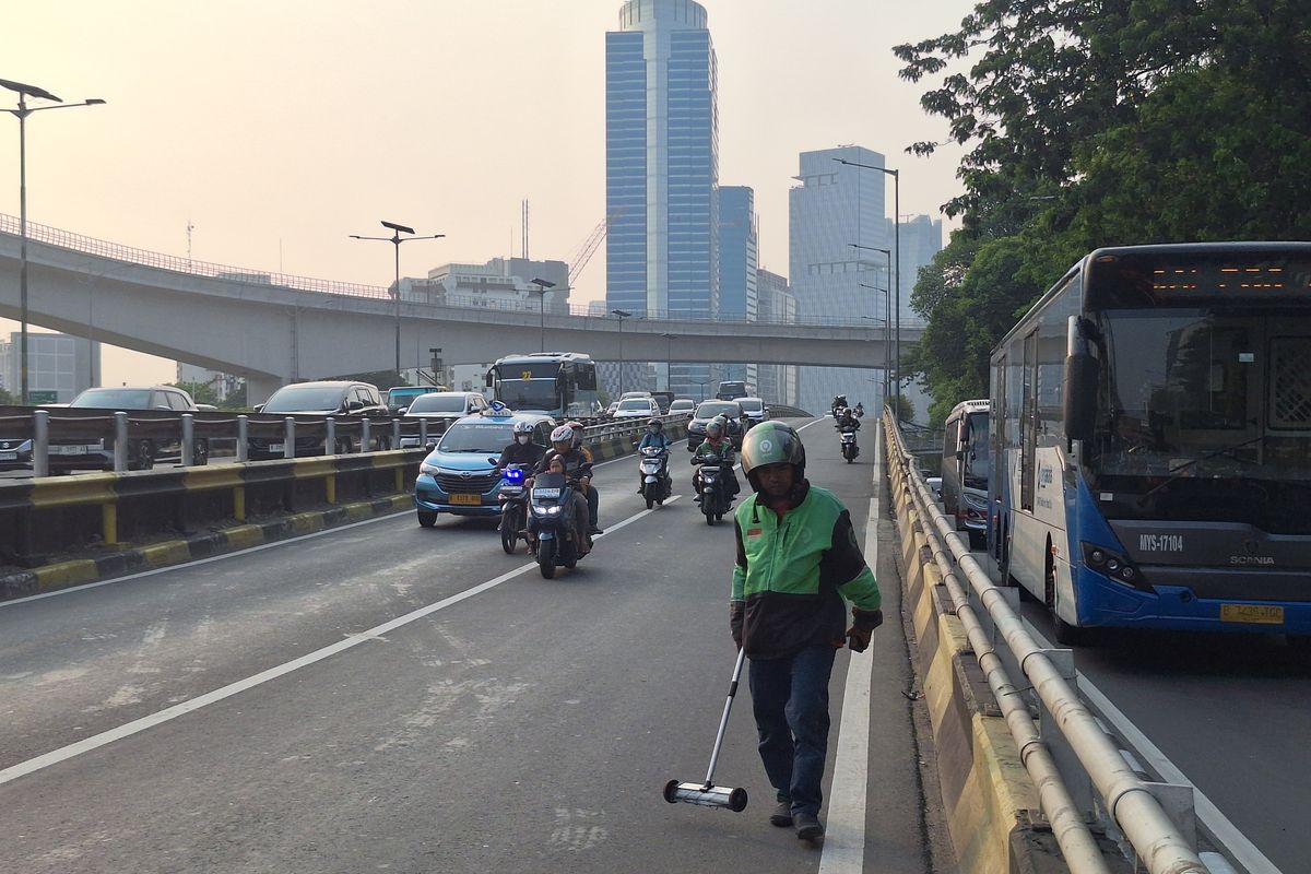 Lika-liku Relawan Ranjau Paku: Diancam Tukang Tambal Ban hingga Dilaporkan ke Polisi