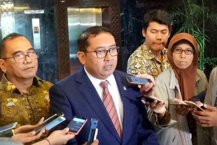 Wakil Ketua DPR sekaligus Wakil Ketua Umum Gerindra Fadli Zon di Kompleks Parlemen, Senayan, Jakarta, Jumat (6/10/2017)