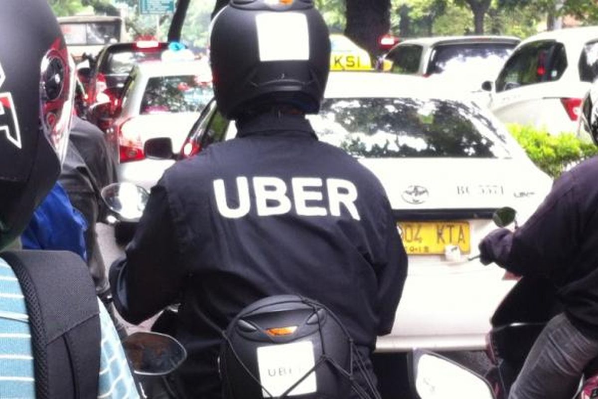 Ojek Uber beroperasi di Jakarta