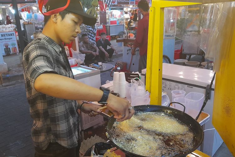 Telur Gulung Eggroll di Festival Kuliner Serpong 2022. 