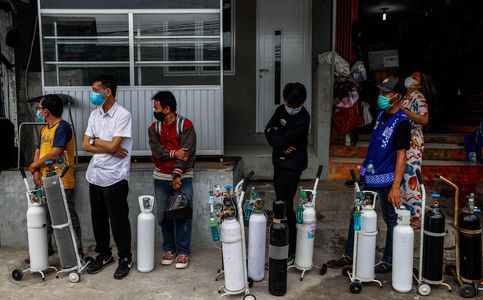 Indonesia Seeks More Oxygen for Covid-19 Patients amid Surge in Delta Variant Cases