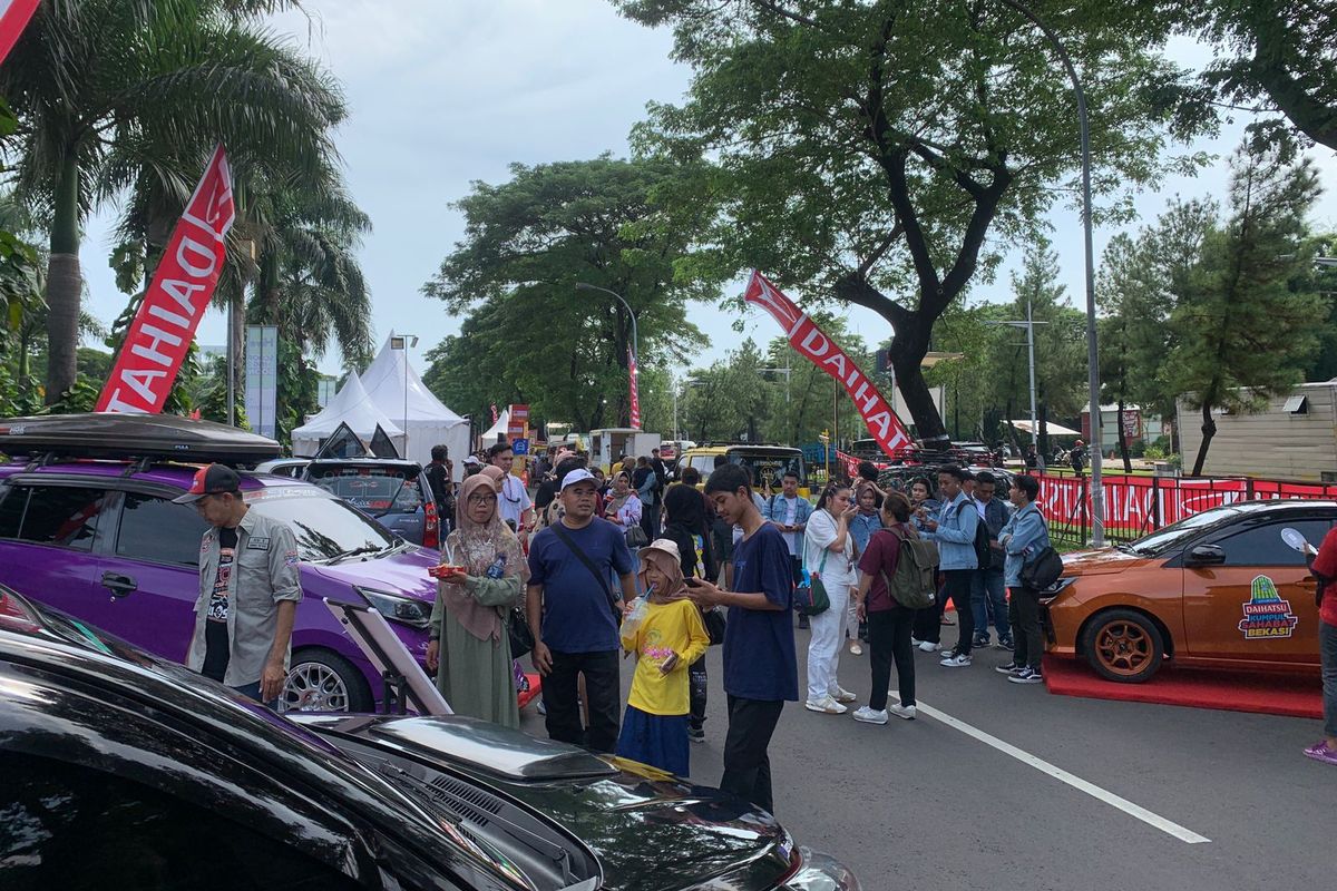 Daihatsu Kumpul Sahabat Bekasi dihadiri lebih dari 1.500 mobil