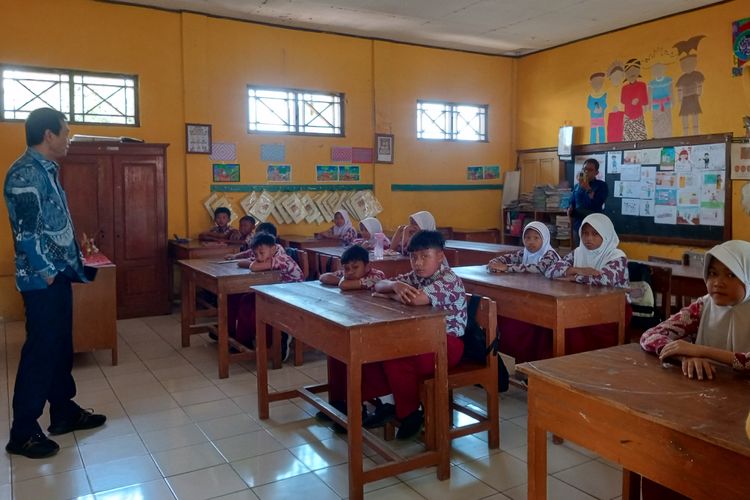 Dugaan Keracunan MBG di Batang dan Kalimat Pendek Siswa di Depan SPPG