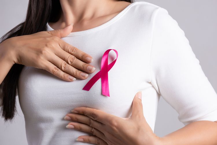 Selain deteksi dini, ada beberapa cara mencegah kanker payudara melalui pola hidup sehat.