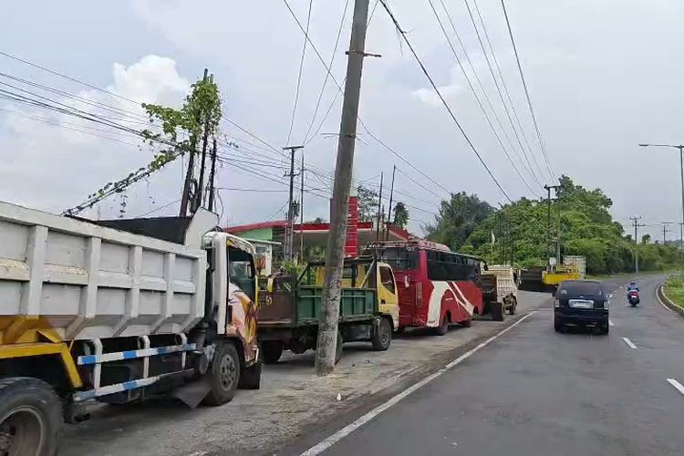 Sopir Logistik di Manado Keluhkan Antrean Panjang Solar, Pertamina Sebut Stok Aman