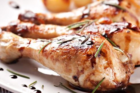 Makan Daging Ayam Mentah, Perempuan Inggris Tewas Keracunan