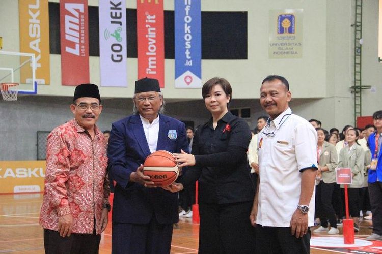  Universitas Islam Indonesia  (UII) Yogjakarta siap  menjadi tuan rumah penyelenggaraan Liga Mahasiswa (LIMA) Basketball: Kaskus Central Java and Special Region of Yogyakarta Conference (CJYC) 2018. 