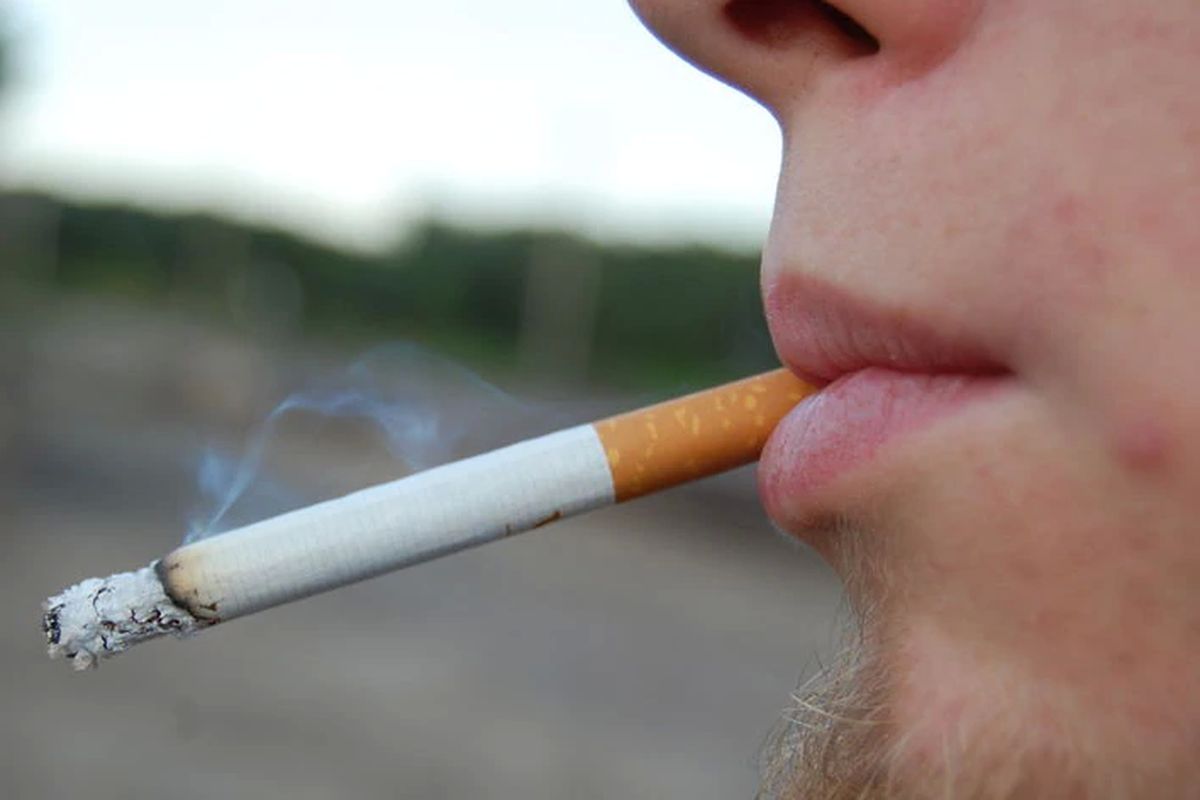 Selandia Baru akan menerapkan undang-undang yang melarang setiap orang yang lahir setelah tahun 2010 untuk membeli rokok selama hidupnya.