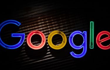 Induk Google melakukan PHK karyawan.
